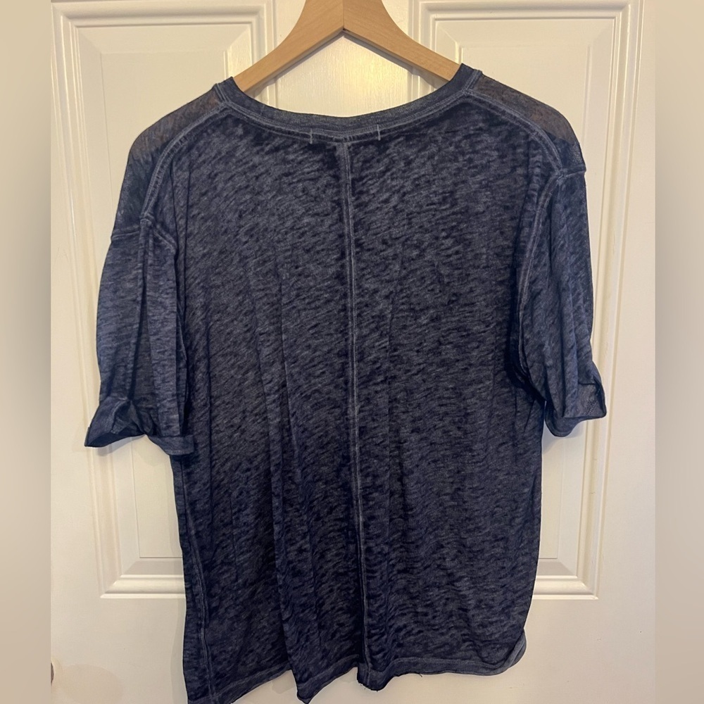 We The Free Navy Slub Knit Crew Neck Top SS Top Size Small - Picture 3 of 4